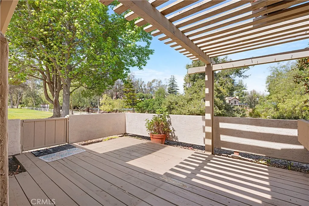 https://cdn.realtyfeed.com/cdn/127/306683463/af11ab5c6c8c48bc7b65fc16bc18cc34.webp
