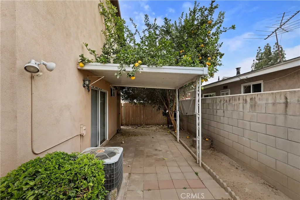 20721 Roseton, Lakewood, CA, 90715
