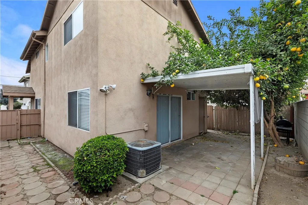20721 Roseton, Lakewood, CA, 90715