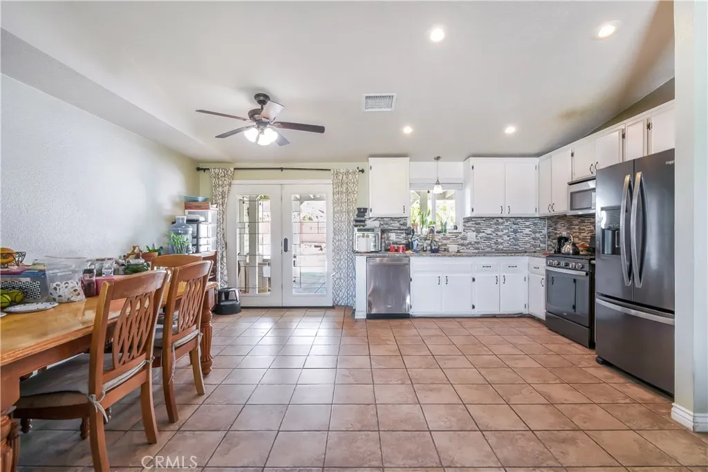 17133 Mesquite Rd, Apple Valley, CA, 92307