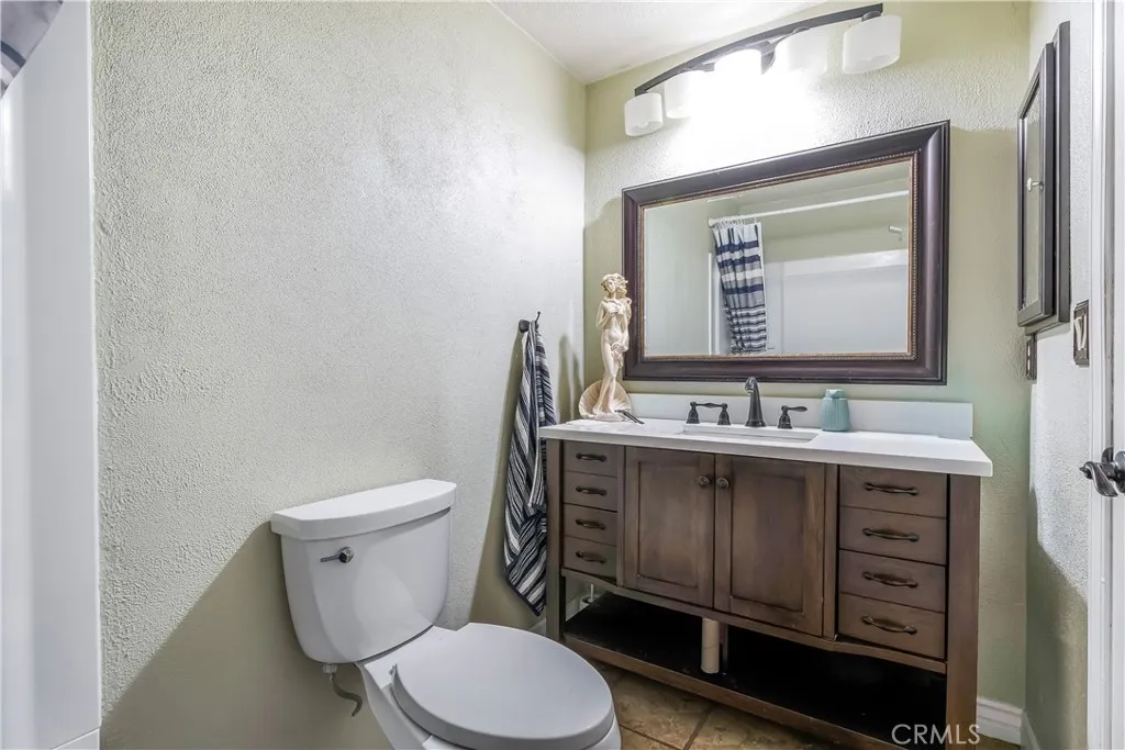 17133 Mesquite Rd, Apple Valley, CA, 92307