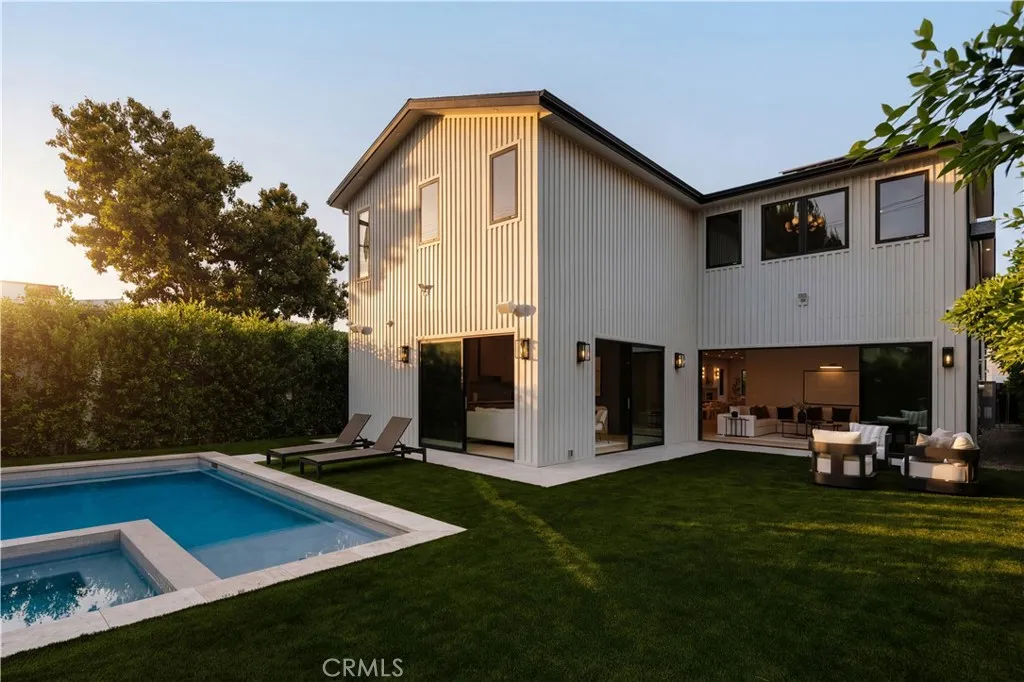 4273 Murietta Avenue, Sherman Oaks, CA 91423 - Main photo, Sherman Oaks, CA