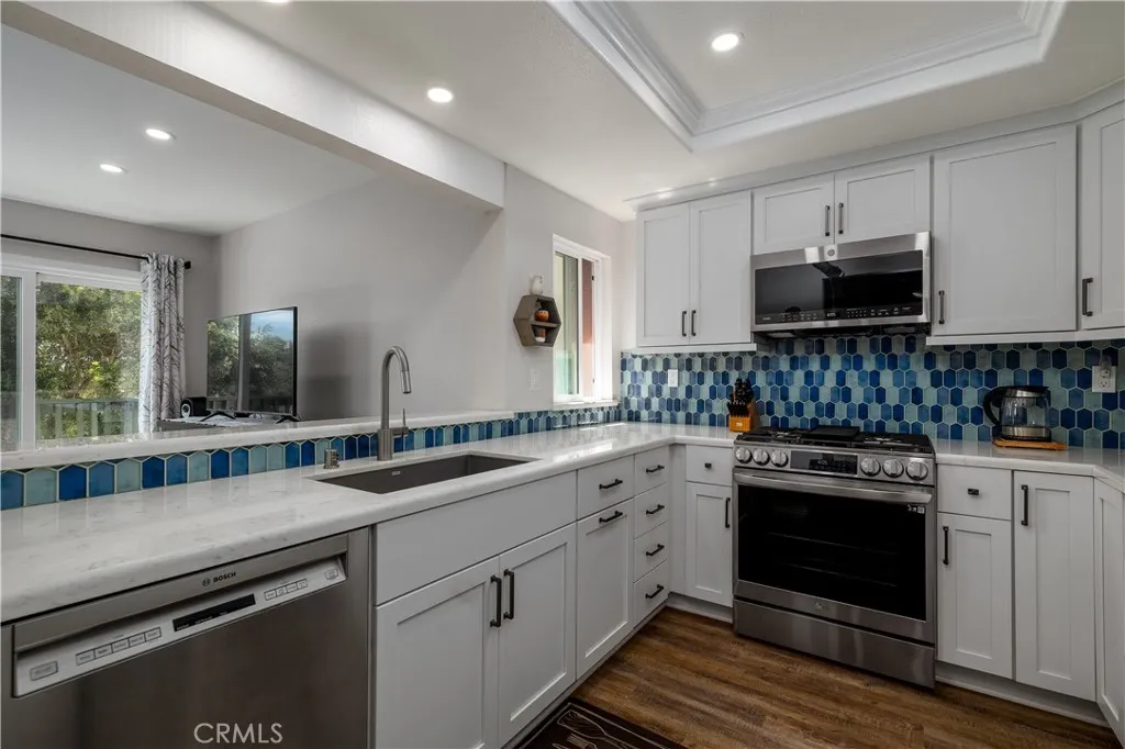 https://cdn.realtyfeed.com/cdn/127/306683622/4d6ea72392738c43e943b1c066ccd6a3.webp