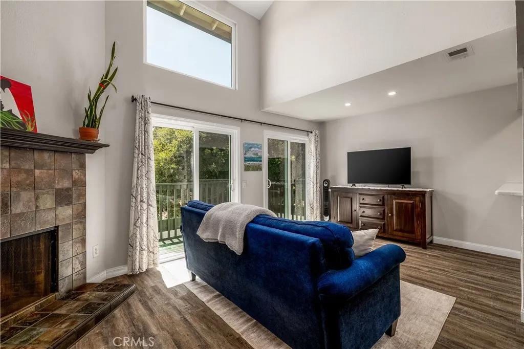 https://cdn.realtyfeed.com/cdn/127/306683622/596ec4317a72f6fbf4f5ae3bb20a5e5e.webp