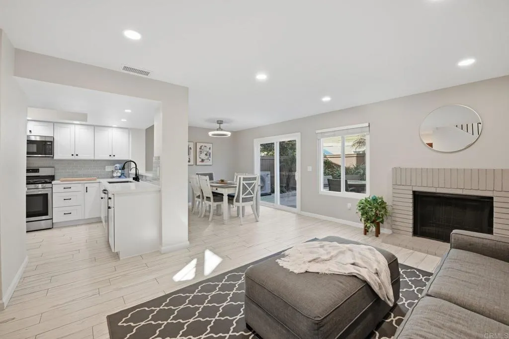 Photo #7: NDP2603254 Listing: Photo #7