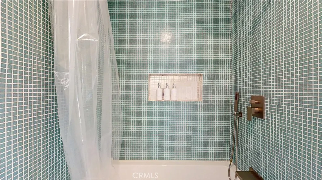 Photo #21: OC26072847 Listing: Photo #21