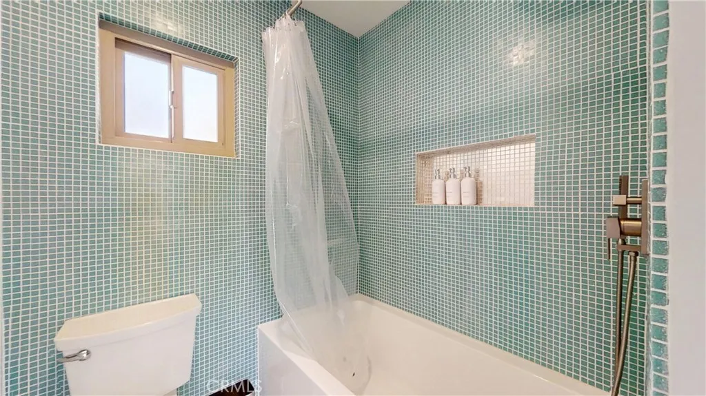 https://cdn.realtyfeed.com/cdn/127/306683635/62f24898abe8e2b8555cea960b61f232.webp