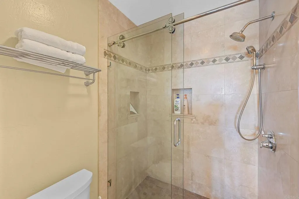 Photo #15: NDP2603256 Listing: Photo #15