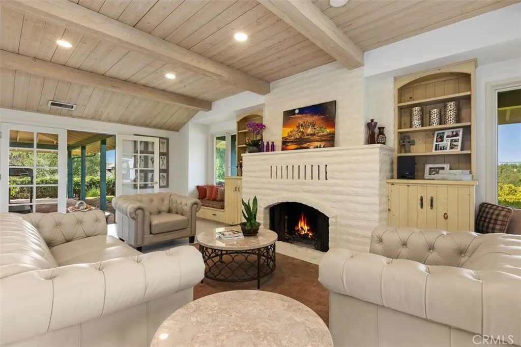 Fallbrook, CA 92028