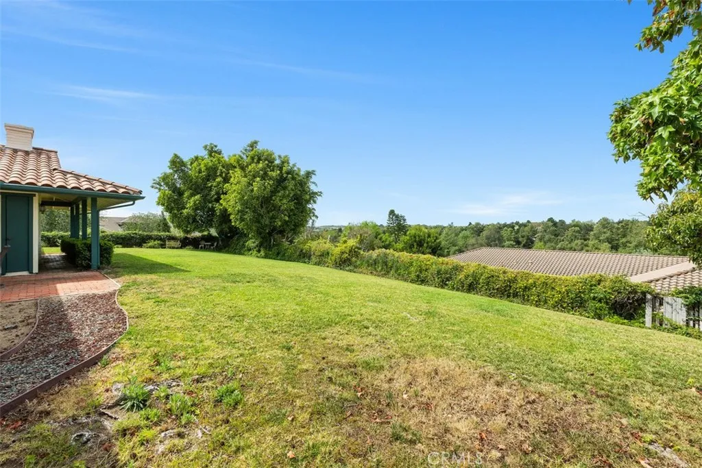 https://cdn.realtyfeed.com/cdn/127/306683692/94bcbc51fe83005250d088b4484721ef.webp