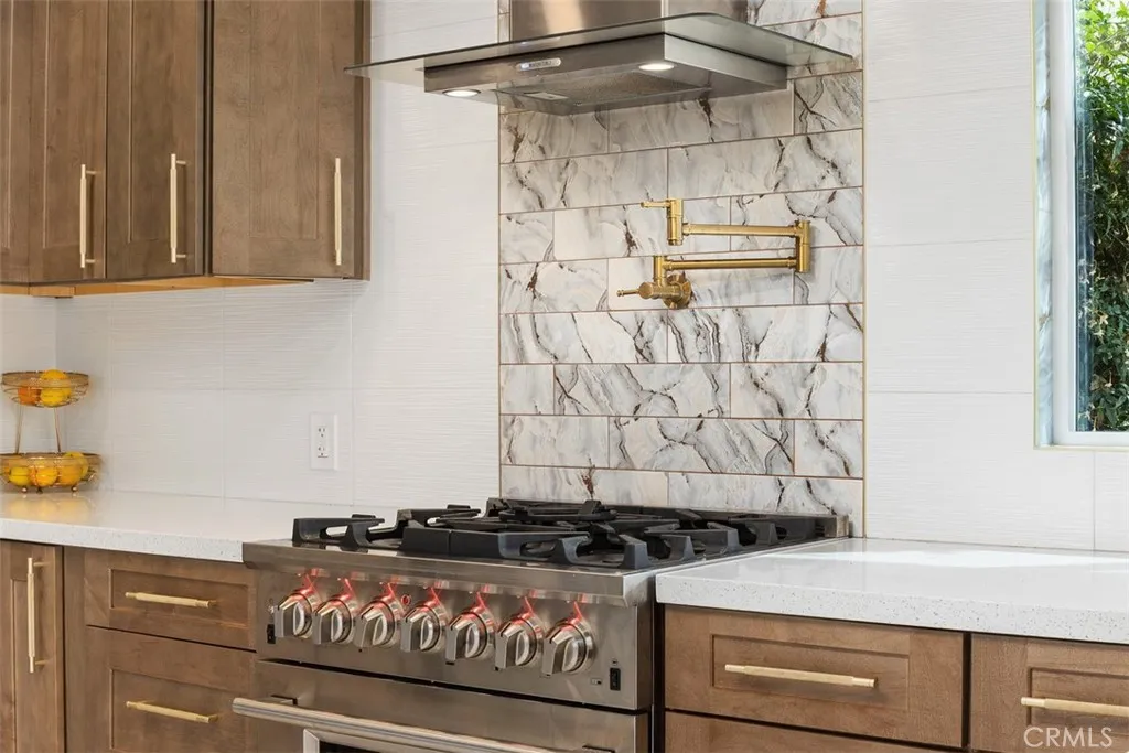 https://cdn.realtyfeed.com/cdn/127/306683692/c54a80b0ec8e96a2c65f29c59112690f.webp