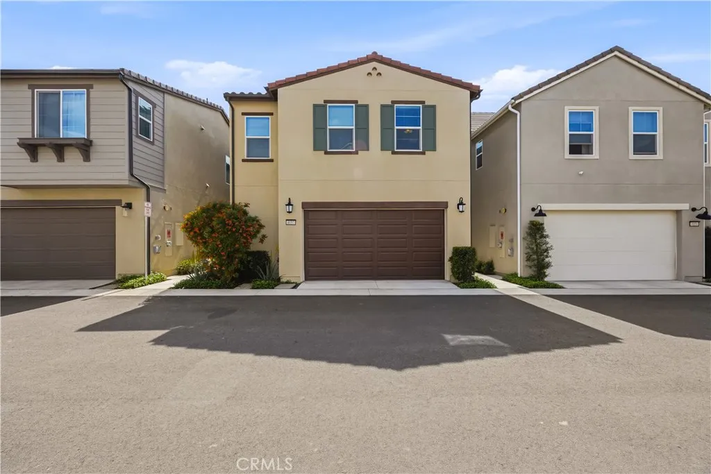 Corona, CA 92883