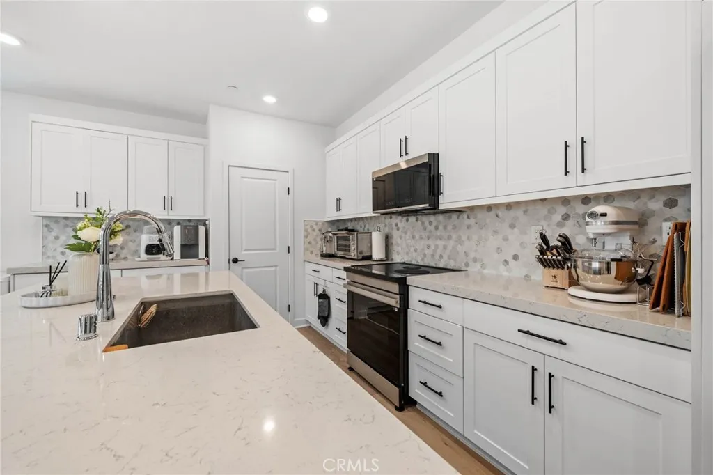 Photo #12: PW26057487 Listing: Photo #12