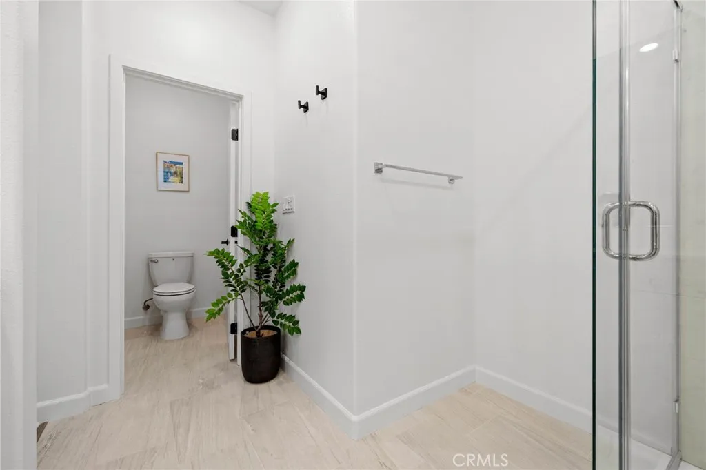 https://cdn.realtyfeed.com/cdn/127/306683728/c84b5f7fc54db7c440be9087f4382311.webp