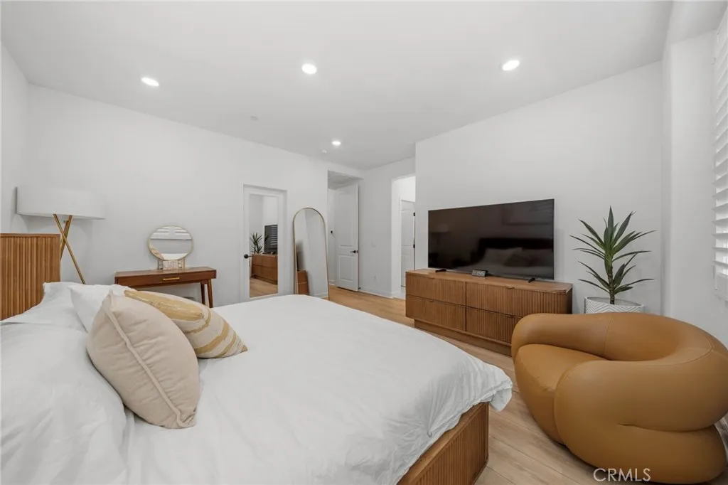 https://cdn.realtyfeed.com/cdn/127/306683728/dc06dab0df56c8f93a5d78c729624471.webp