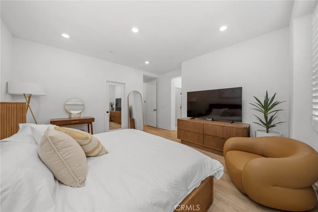 Photo #15: PW26057487 Listing: Photo #15