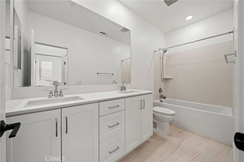 https://cdn.realtyfeed.com/cdn/127/306683728/f8165f55b668978dc9c229401907e767.webp
