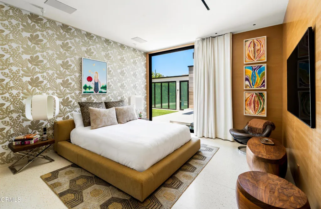 590 Haynes Avenue, Beverly Hills, CA, 90210