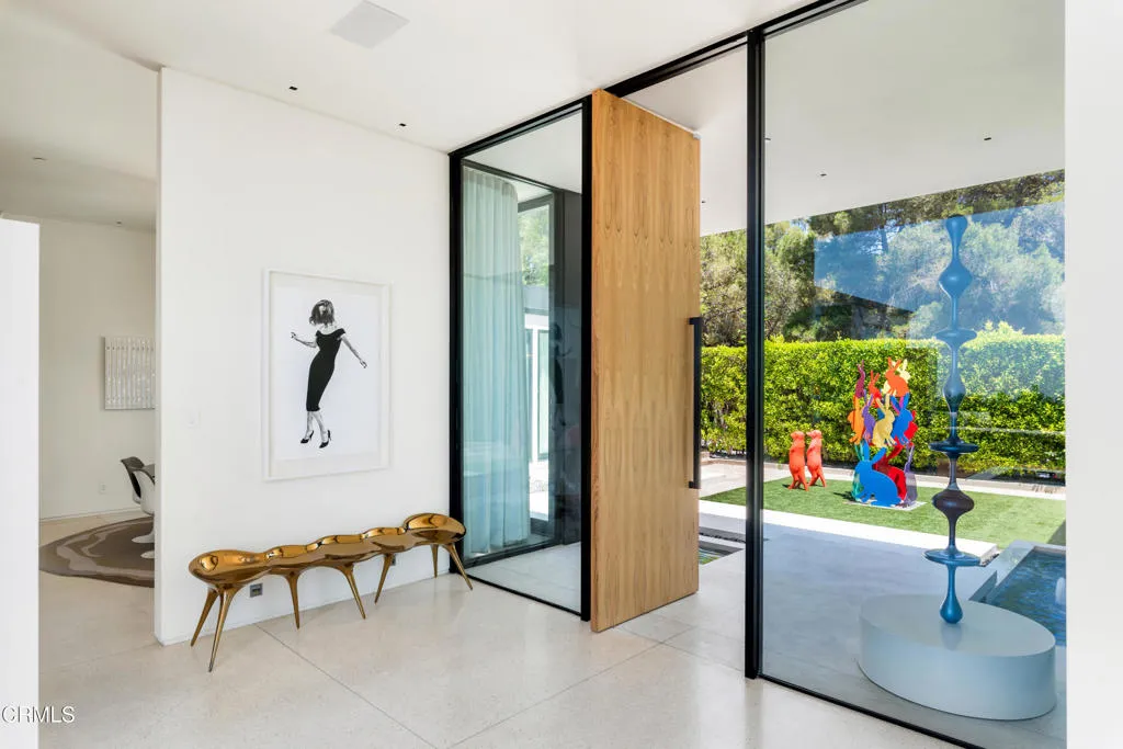 590 Haynes Avenue, Beverly Hills, CA, 90210