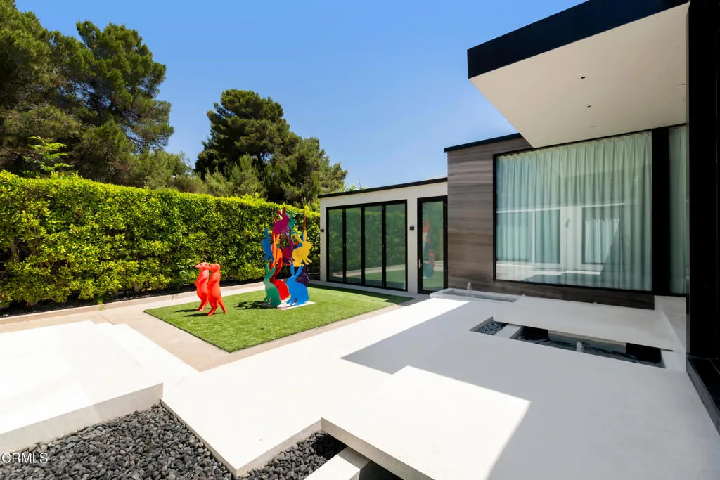 590 Haynes Avenue, Beverly Hills, CA, 90210