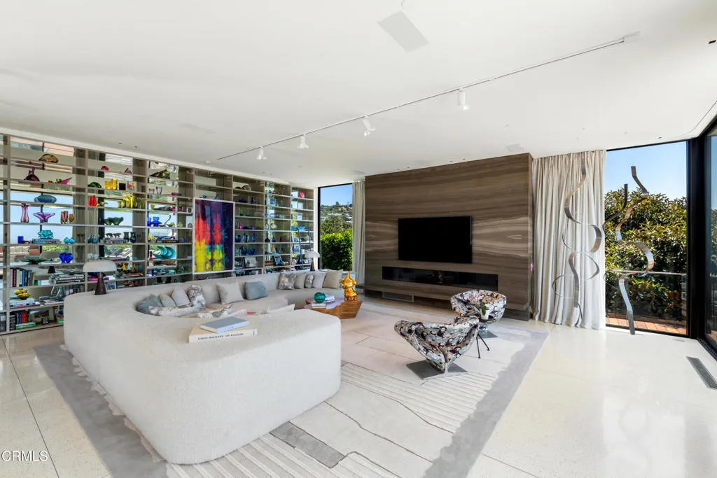 590 Haynes Avenue, Beverly Hills, CA, 90210
