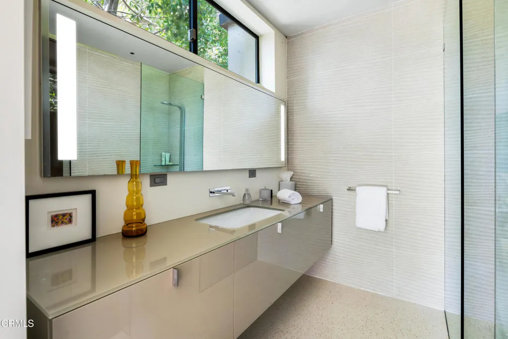 590 Haynes Avenue, Beverly Hills, CA, 90210