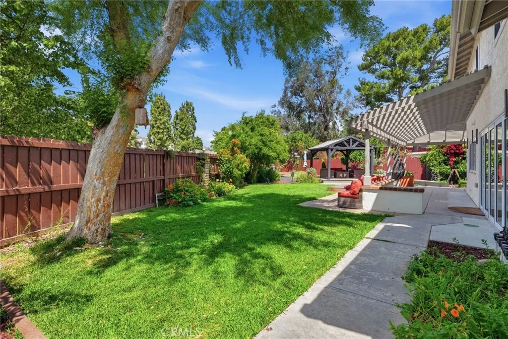 https://cdn.realtyfeed.com/cdn/127/306683811/2f9d913f0056ee63304c10b065a9097e.webp