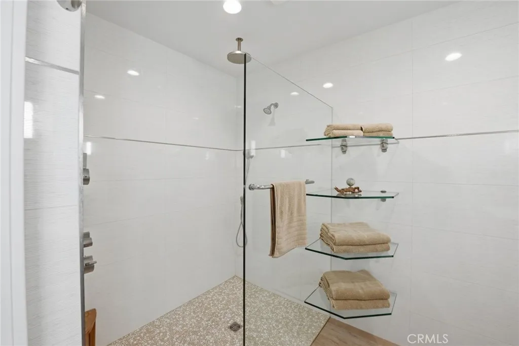 https://cdn.realtyfeed.com/cdn/127/306683811/f5e8b38cb434d537ce395479a1c87c36.webp