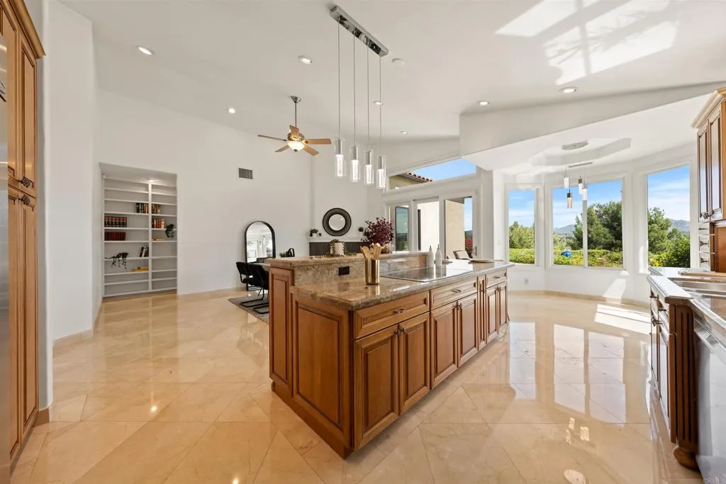 https://cdn.realtyfeed.com/cdn/127/306683887/285b4d4602942339d774722626db549a.webp