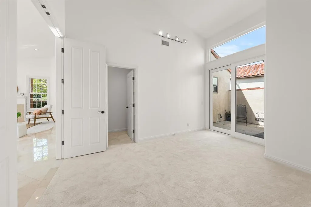 https://cdn.realtyfeed.com/cdn/127/306683887/70e53c80b62e7c73ef4400d7d9c05108.webp