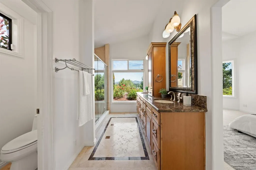 https://cdn.realtyfeed.com/cdn/127/306683887/9a6579e8a98ce9b6db53c1e3b3336702.webp