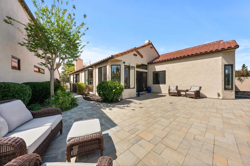 https://cdn.realtyfeed.com/cdn/127/306683887/b9911e93d7b555fdd7950811bed70e92.webp