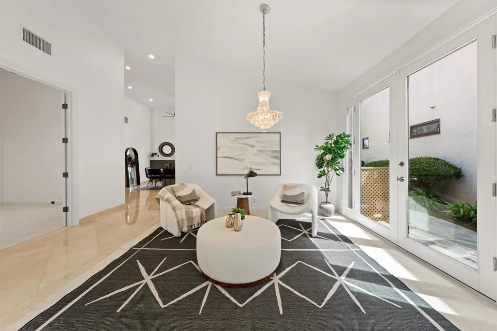 https://cdn.realtyfeed.com/cdn/127/306683887/ca086187148215b3d5bdf46c0096baa5.webp