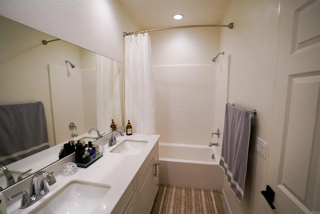 Photo #19: NDP2603263 Listing: Photo #19