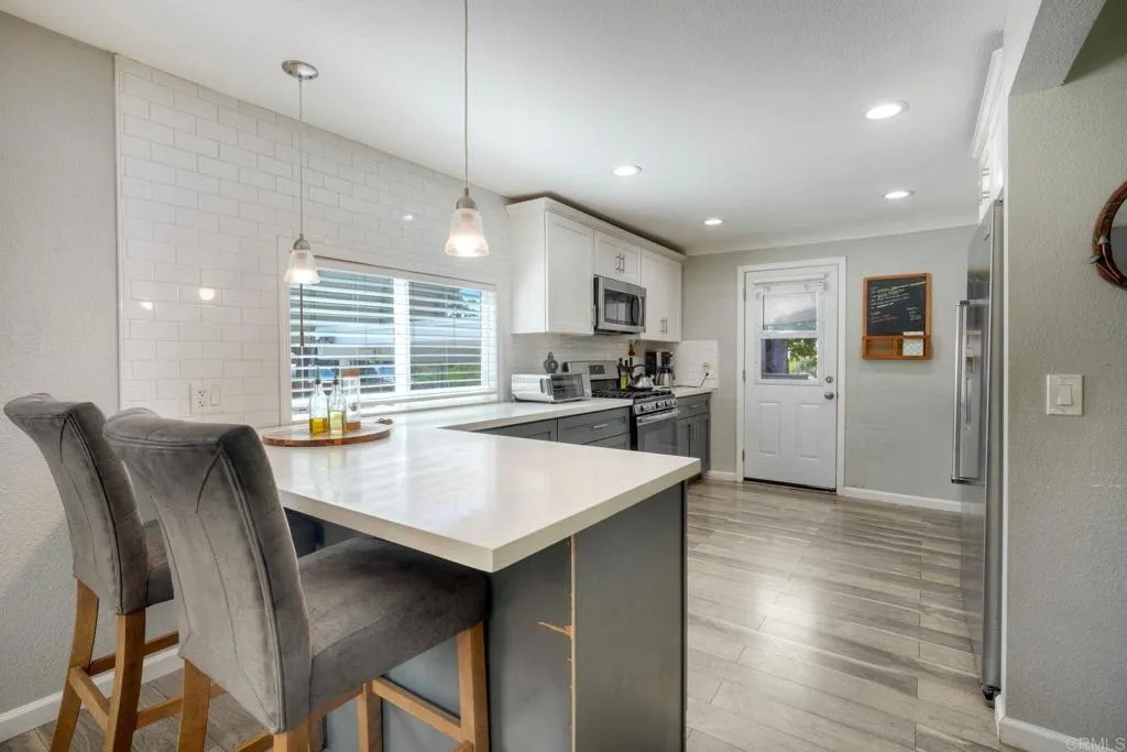 https://cdn.realtyfeed.com/cdn/127/306683936/3a8685f032658c80c56f09d9ad5302f0.webp