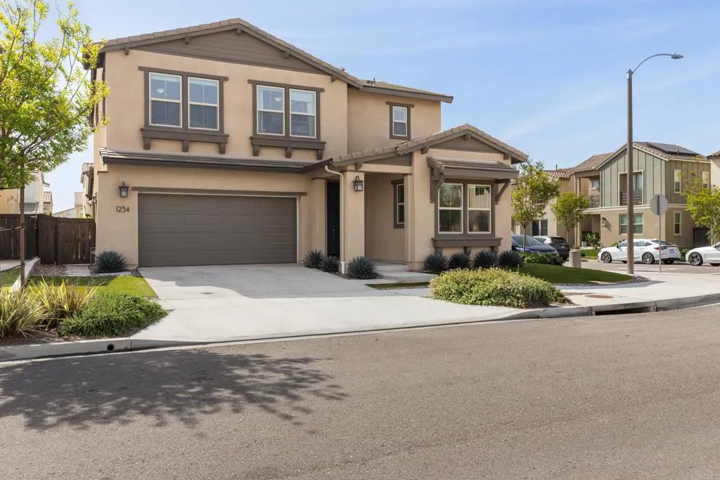 https://cdn.realtyfeed.com/cdn/127/306683943/89caea4cb801b8f803177bb66cc4779b.webp