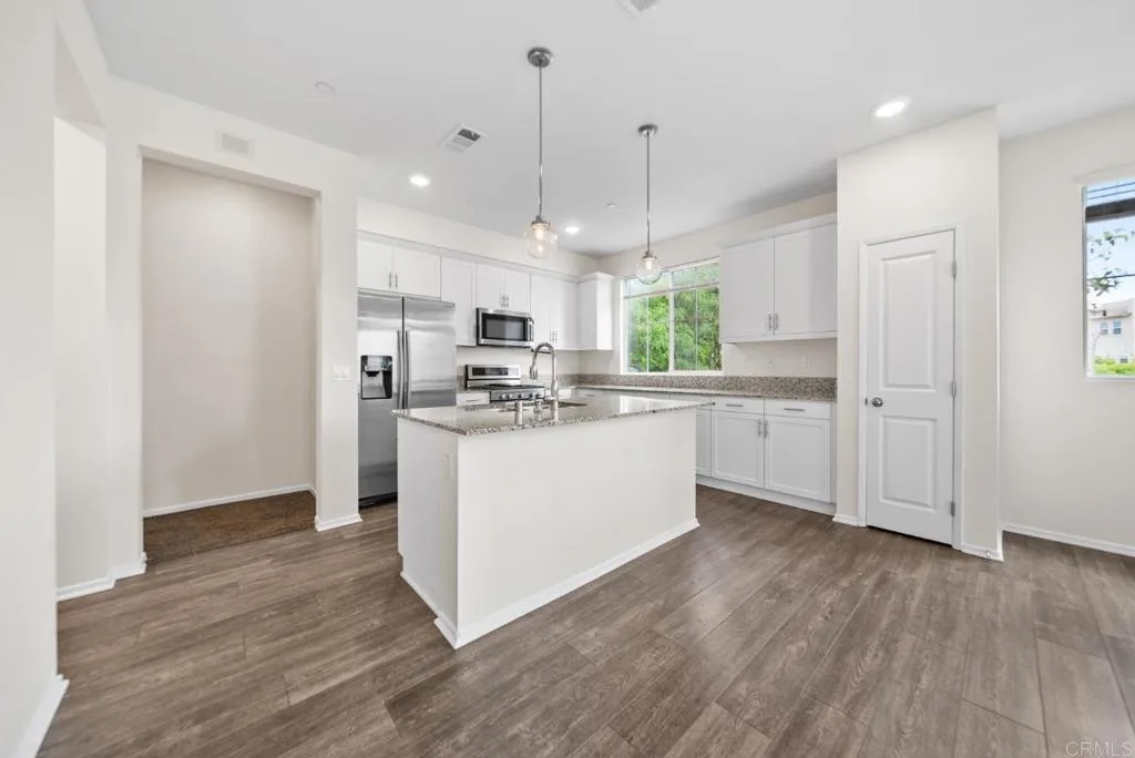 Photo #4: PTP2602527 Listing: Photo #4