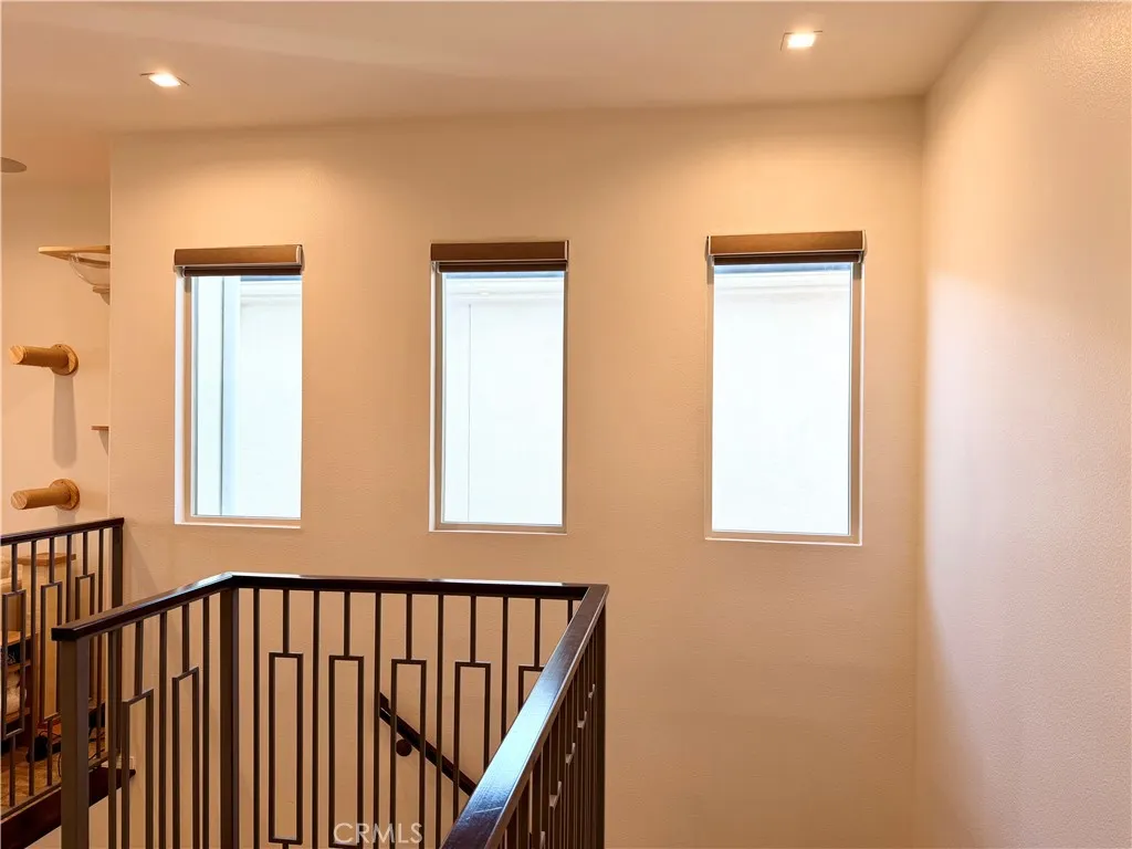 https://cdn.realtyfeed.com/cdn/127/306684008/2681f084f598ceb5d25adeeacb2027ad.webp