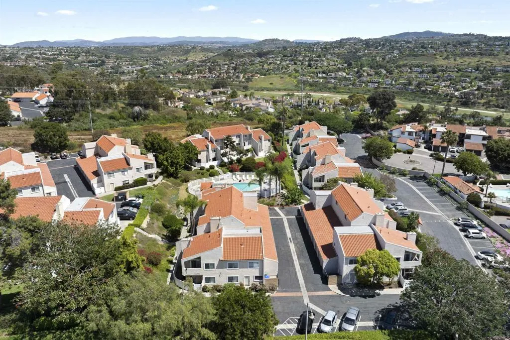 6921 Quail Place UNIT E, Carlsbad, CA, 92009