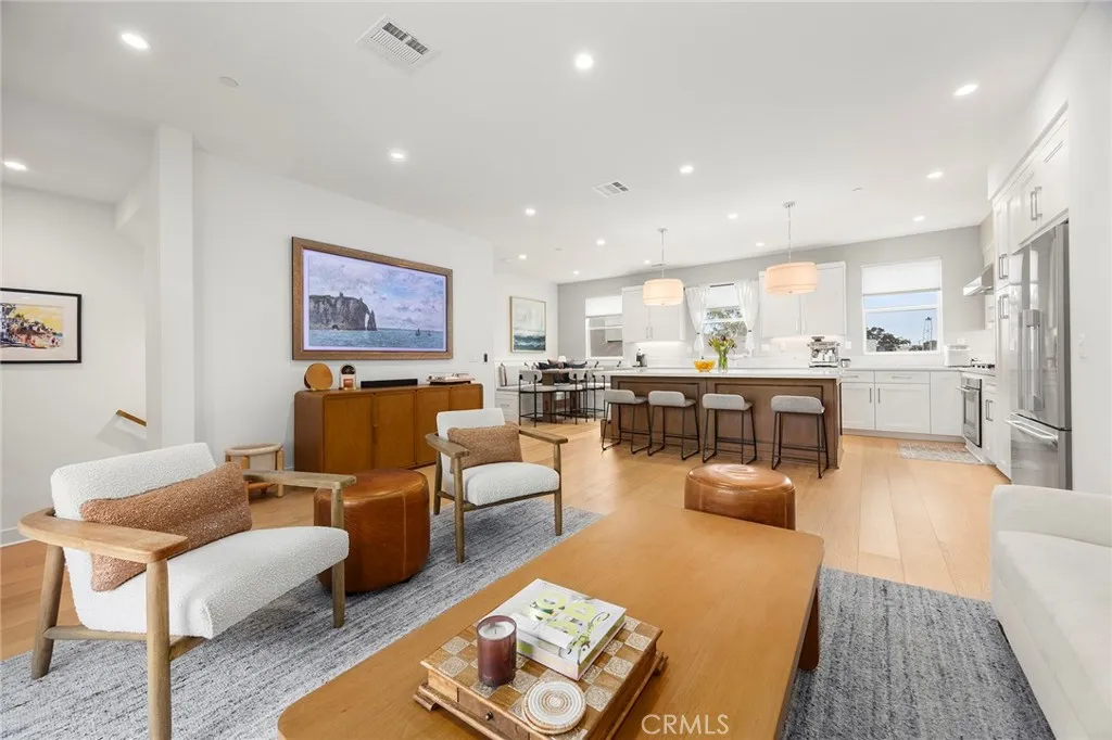 Newport Beach, CA 92660