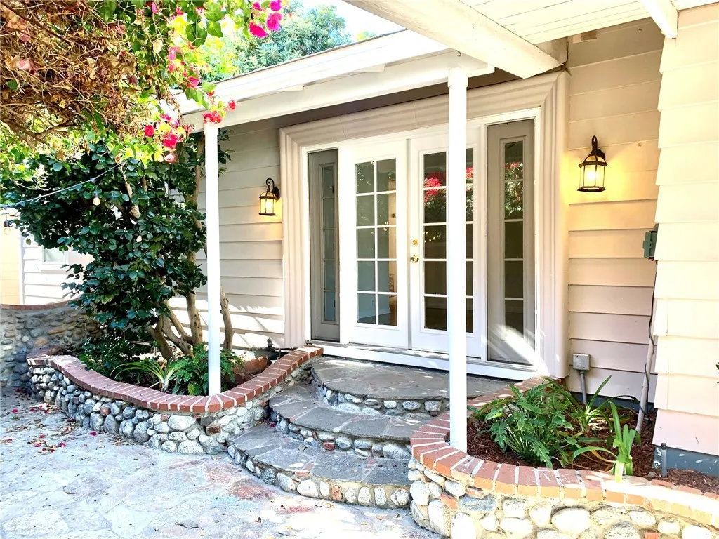 2138 Frederic Street, Burbank, CA, 91504