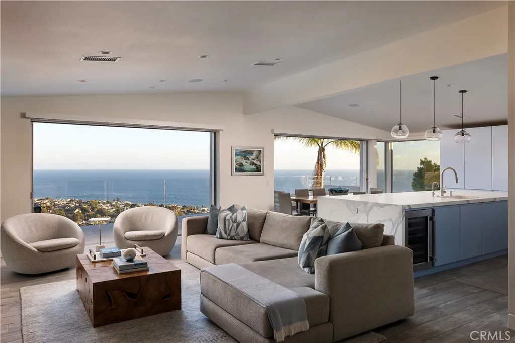 Laguna Beach, CA 92651