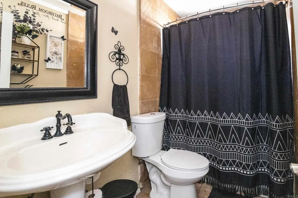 https://cdn.realtyfeed.com/cdn/127/306684118/2c56106a58fb852730b741e3506397b5.webp