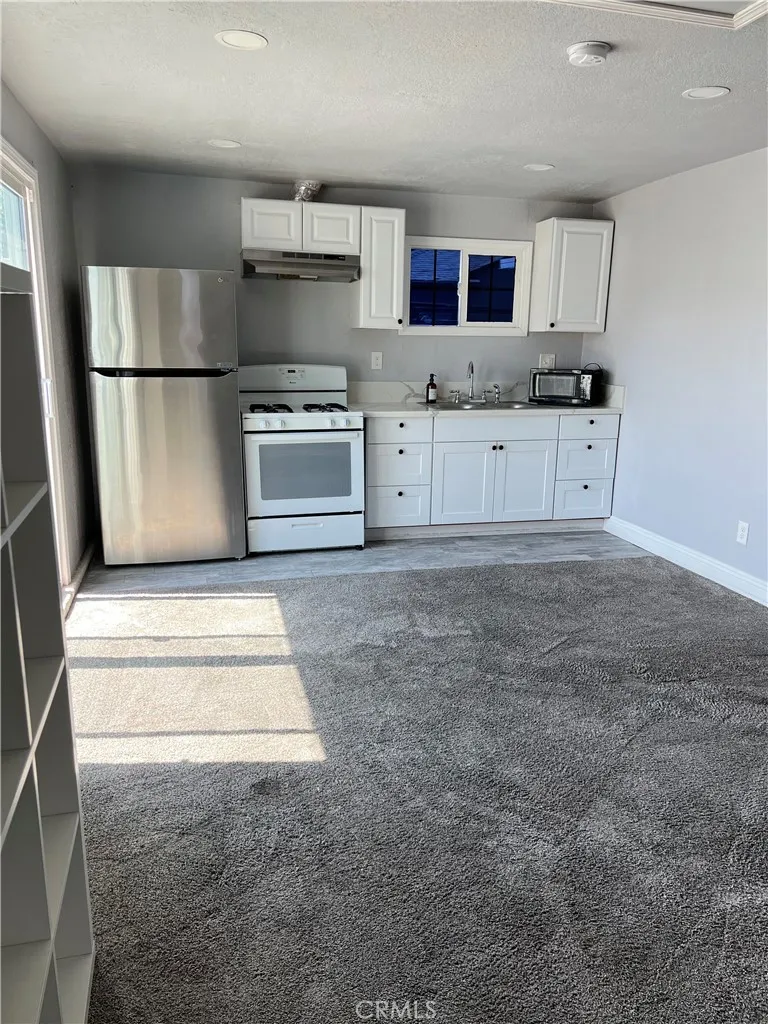 Reseda, CA 91335