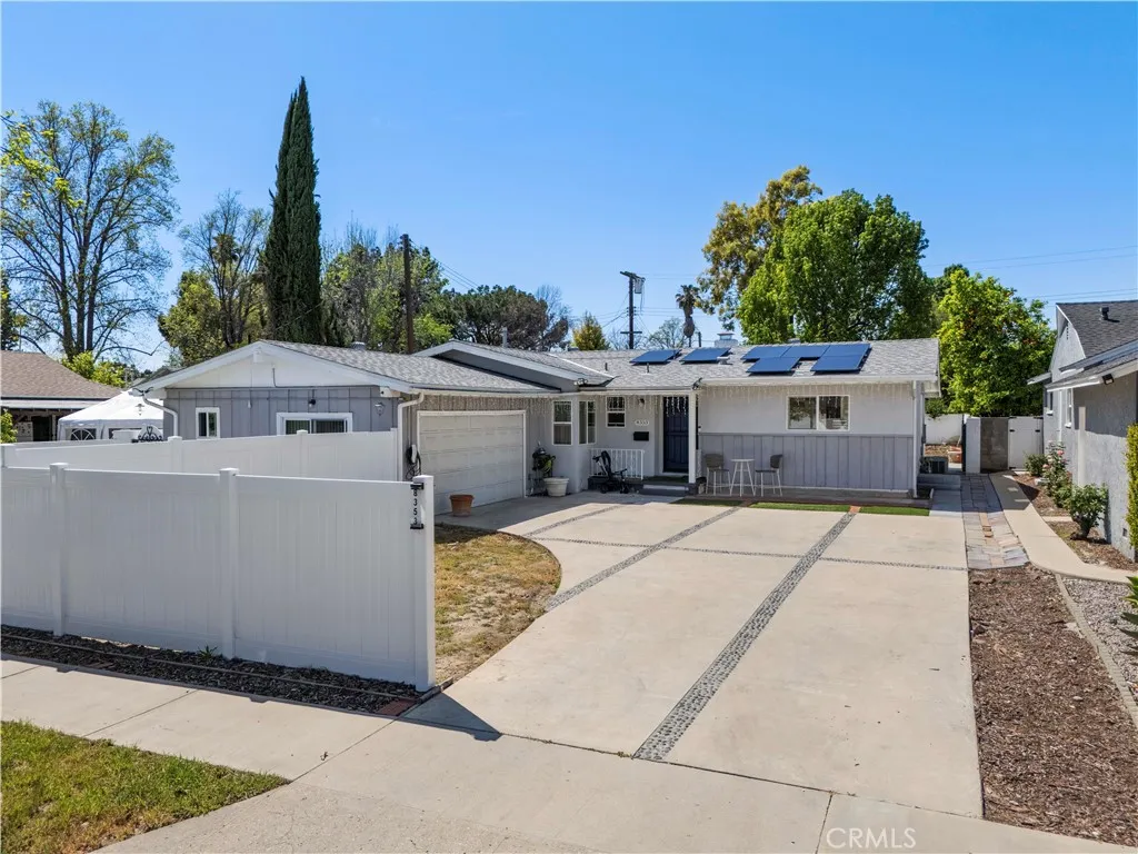 Northridge, CA 91325