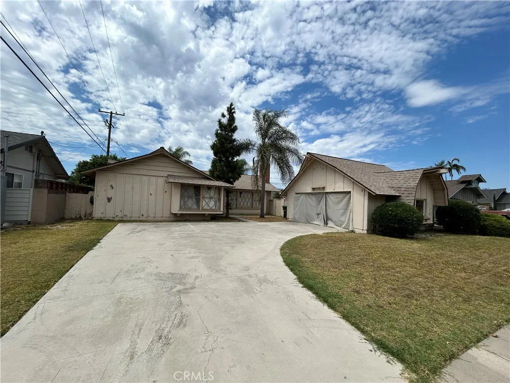Los Alamitos, CA 90720