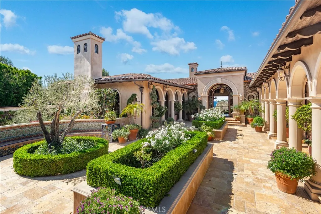 Featured Homes Featured Homes