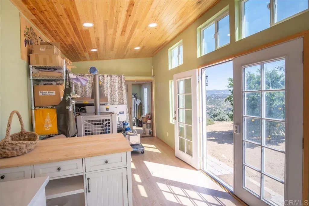 https://cdn.realtyfeed.com/cdn/127/306684223/1c34f296e8310a1f6c4c9c3a04438ab2.webp