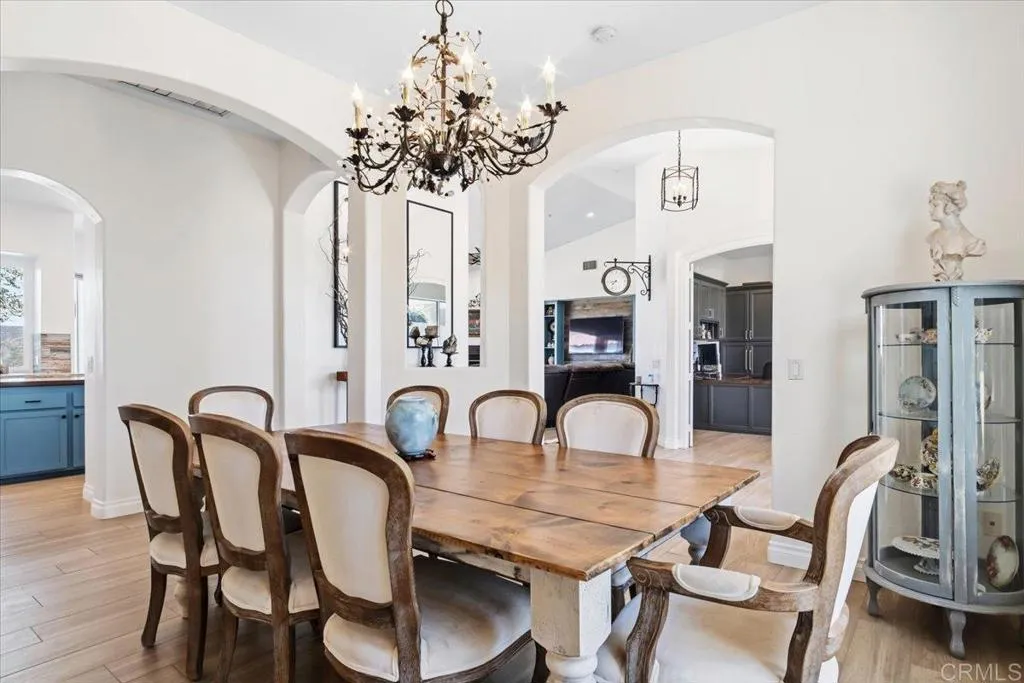 https://cdn.realtyfeed.com/cdn/127/306684223/2926337ec39eb175578e7bb333132713.webp