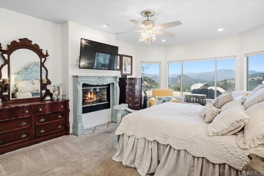 https://cdn.realtyfeed.com/cdn/127/306684223/94326f9a03ca22e91d0d4bf517241d92.webp